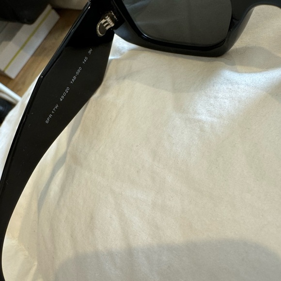 Prada 17WS black sunglasses - Picture 9 of 10
